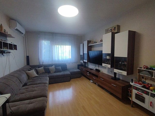 Eladó panellakás, Budapesten, XV. kerületben 65.9 M Ft