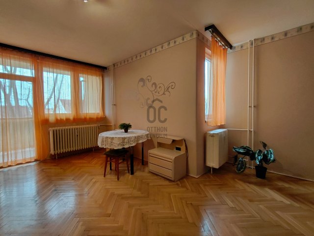 Eladó téglalakás, Gyöngyösön 38.76 M Ft, 2 szobás