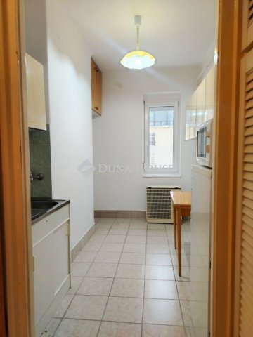 Eladó téglalakás, Debrecenben 49.9 M Ft, 1 szobás