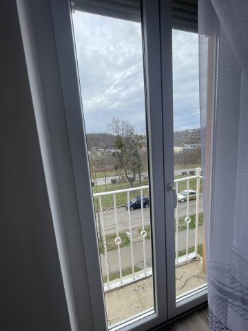 Eladó téglalakás, Komlón 26 M Ft, 2 szobás