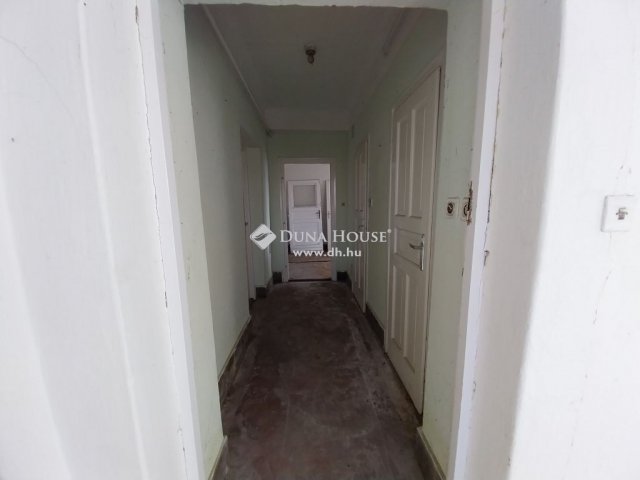 Eladó ikerház, Szegeden 49 M Ft, 2 szobás / költözzbe.hu