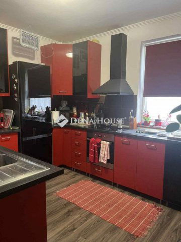 Eladó családi ház, Csipkereken 65 M Ft, 5 szobás