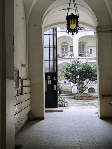 Kiadó téglalakás, albérlet, Budapesten, VI. kerületben