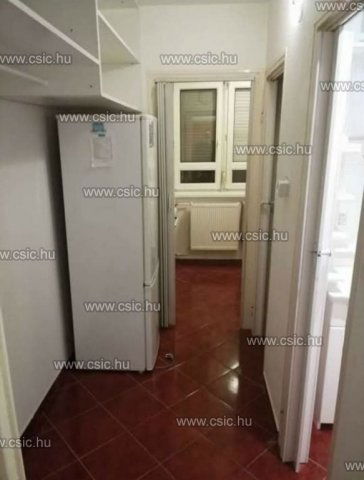 Eladó panellakás, Budapesten, III. kerületben 64.9 M Ft, 2 szobás