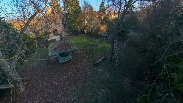 Eladó telek, Budapesten, II. kerületben 240 M Ft