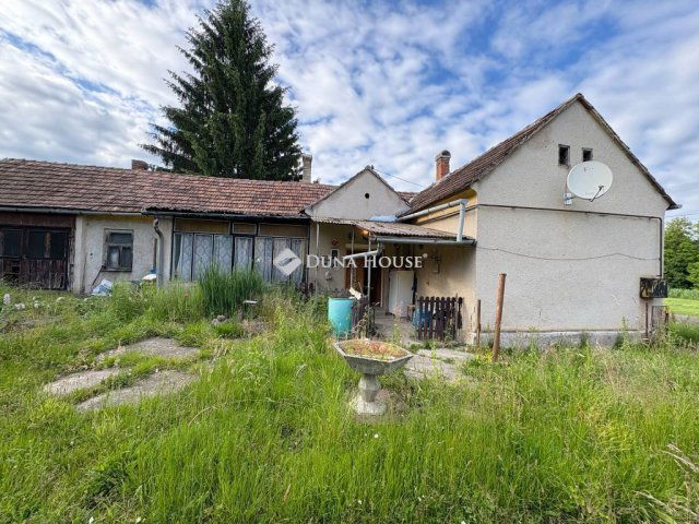 Eladó családi ház, Bázakerettyén 9.4 M Ft, 3 szobás