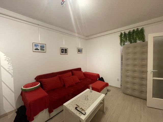 Kiadó panellakás, albérlet, Miskolcon, Mednyánszky László utcában