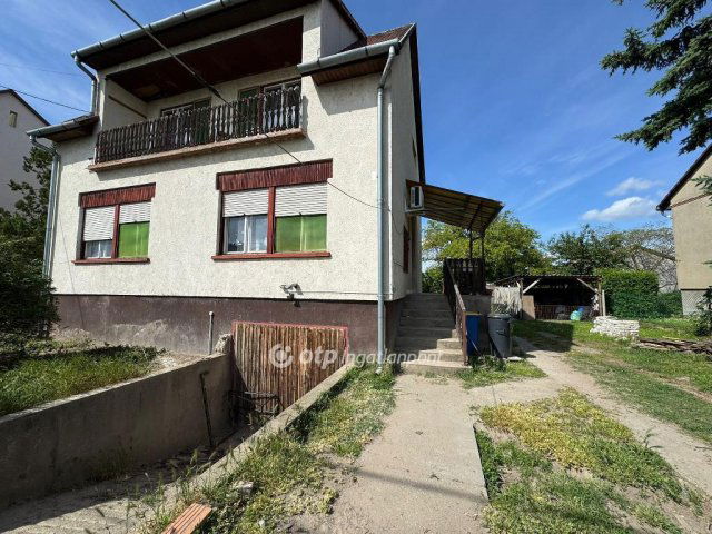 Eladó családi ház, Szigetújfalun 62.5 M Ft, 5 szobás