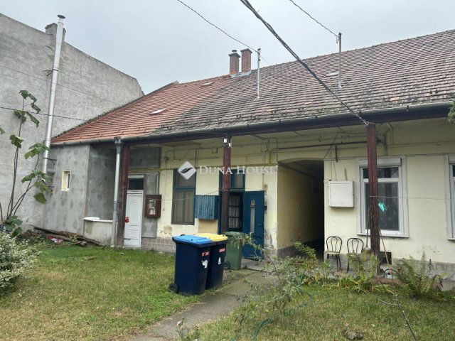 Eladó téglalakás, Budapesten, IV. kerületben, Batthyány utcában