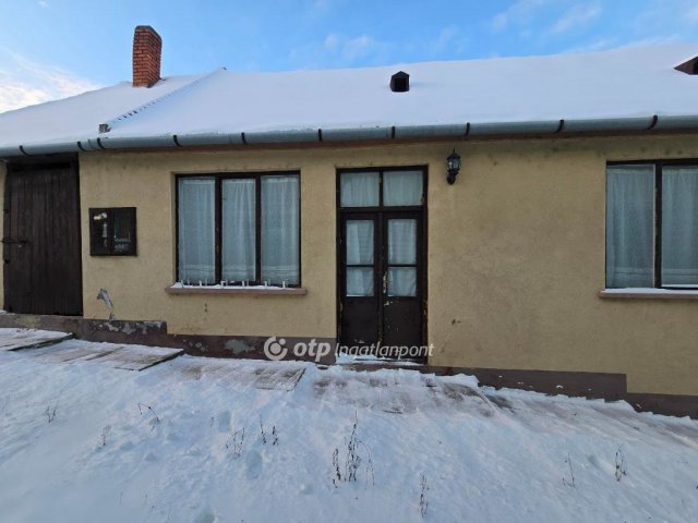 Eladó családi ház, Vaszaron 13.9 M Ft, 2 szobás