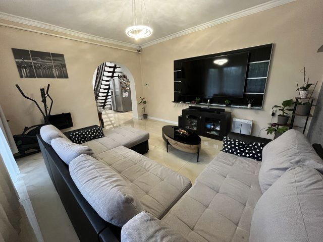 Eladó családi ház, Debrecenben 108 M Ft, 5 szobás