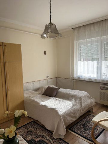 Eladó családi ház, Kunszentmiklóson 128 M Ft, 3 szobás