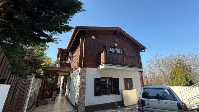 Eladó családi ház, Budapesten, XI. kerületben 300 M Ft, 6 szobás