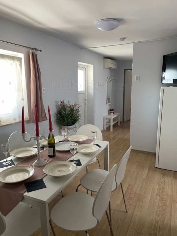 Eladó téglalakás, Balatonlelleén 49.9 M Ft, 1+3 szobás