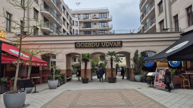 Eladó téglalakás, Budapesten, VII. kerületben 99.9 M Ft