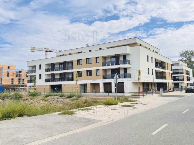 Eladó üzlethelyiség, Győrött 79.9 M Ft, 3 szobás