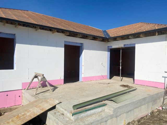 Eladó családi ház, Vámosszabadin 103.9 M Ft, 4 szobás