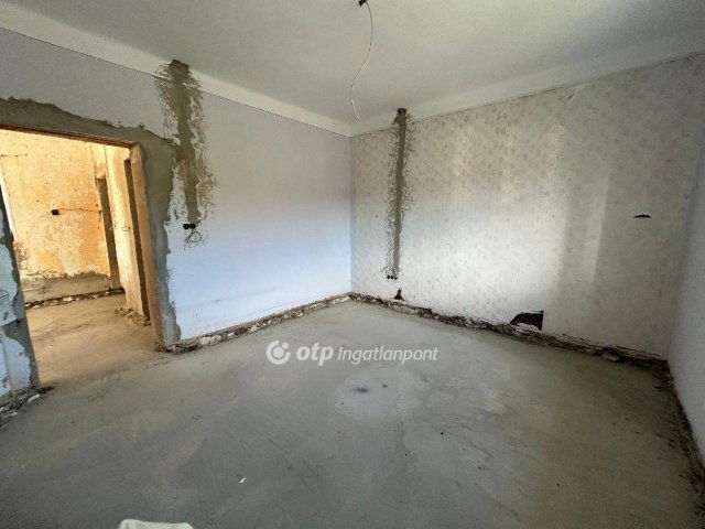Eladó családi ház, Nyírábrányon 25 M Ft, 2 szobás