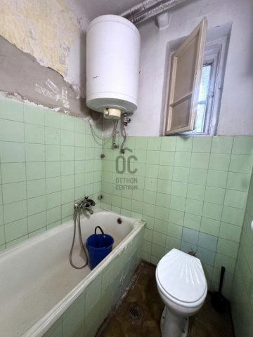 Eladó családi ház, Budapesten, X. kerületben 88 M Ft, 7 szobás
