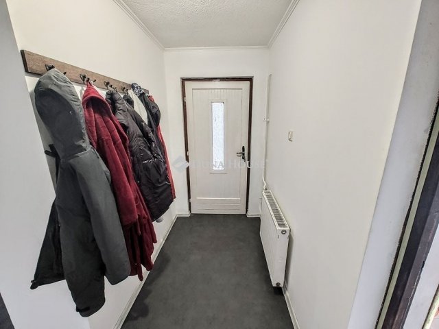 Eladó családi ház, Domaszéken 54.9 M Ft, 3+1 szobás