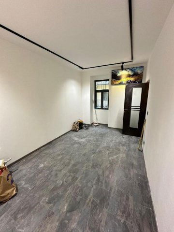 Eladó téglalakás, Budapesten, VII. kerületben 130 M Ft, 3 szobás