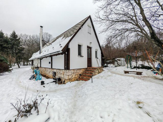 Eladó családi ház, Vértestolnán 38 M Ft, 3 szobás