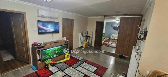 Eladó családi ház, Jászberényben 59.9 M Ft, 4 szobás