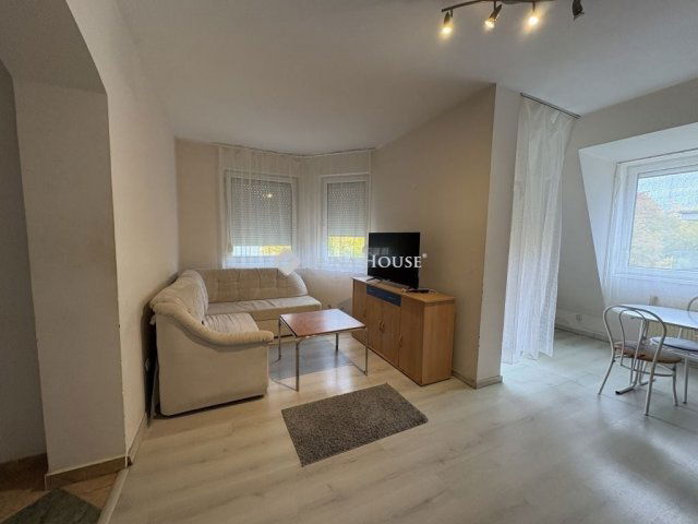 Eladó téglalakás, Debrecenben 119.9 M Ft, 4 szobás