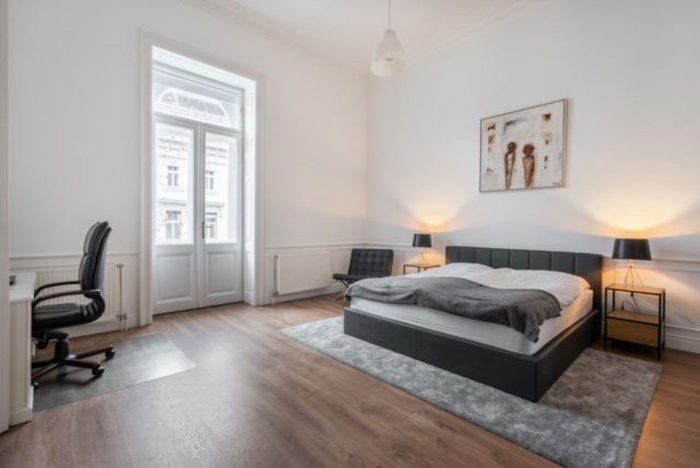 Kiadó téglalakás, albérlet, Budapesten, VI. kerületben