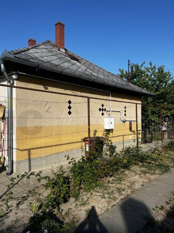 Eladó családi ház, Szegeden, Adorján utcában 62 M Ft