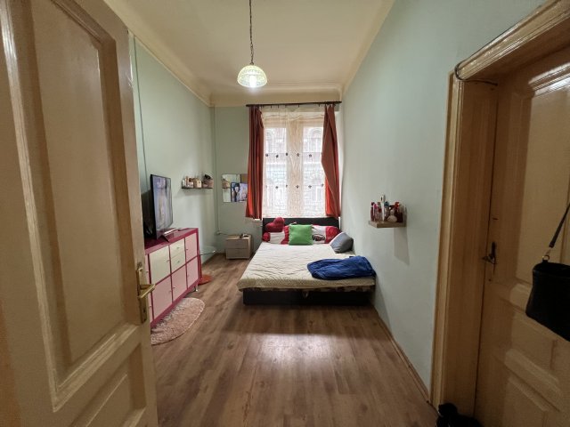 Eladó téglalakás, Budapesten, VII. kerületben, Nefelejcs utcában