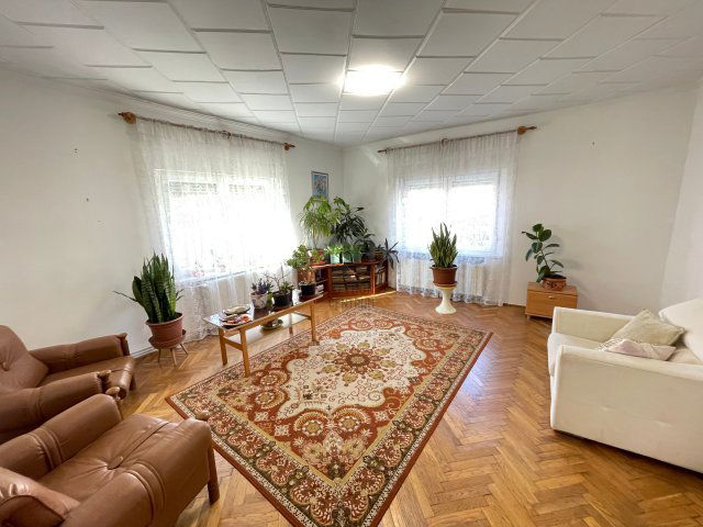 Eladó családi ház, Veszprémben 79.9 M Ft, 3 szobás