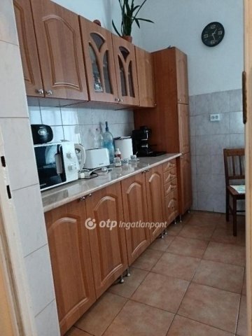 Eladó családi ház, Bihartordán 27 M Ft, 2 szobás