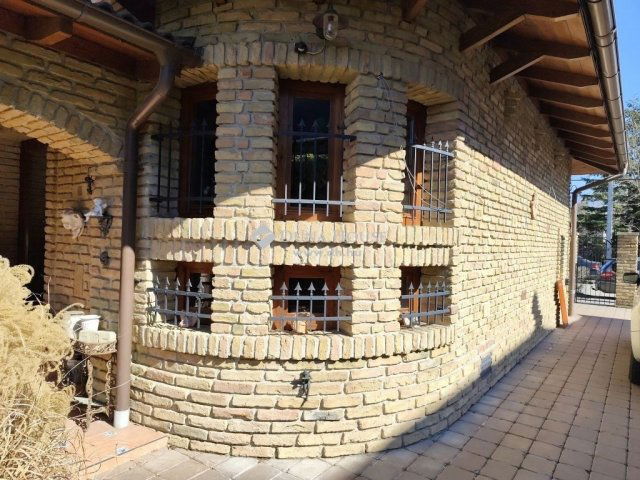 Eladó családi ház, Budapesten, XXI. kerületben 289.9 M Ft