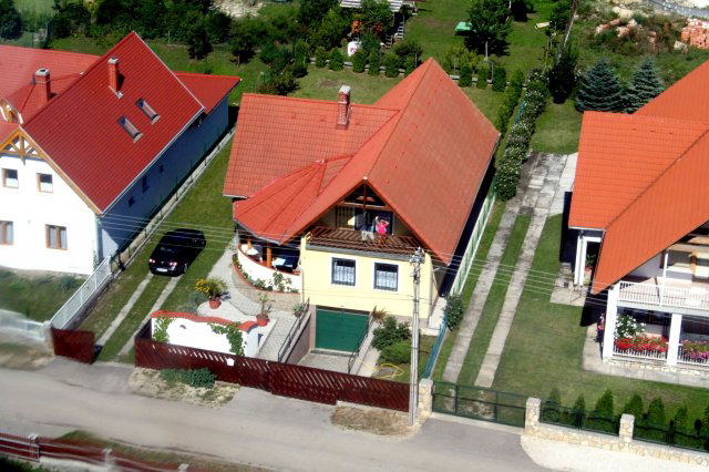 Eladó családi ház, Aszófőn 186 M Ft, 5 szobás