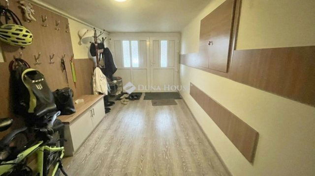 Eladó családi ház, Szombathelyen 74.9 M Ft, 5 szobás