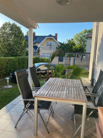 Eladó téglalakás, Siófokon 185 M Ft, 4 szobás