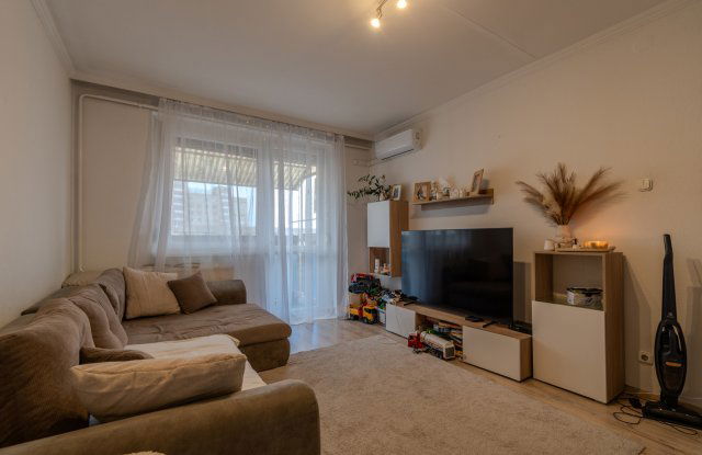 Eladó téglalakás, Hajdúszoboszlón 51.9 M Ft, 1+2 szobás