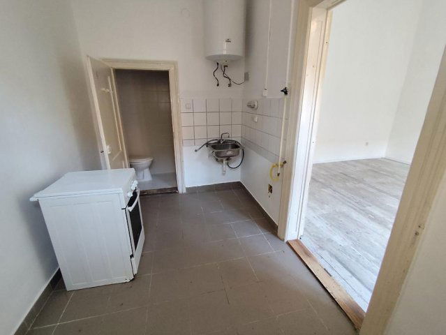 Eladó téglalakás, Budapesten, IV. kerületben 34.9 M Ft, 1 szobás