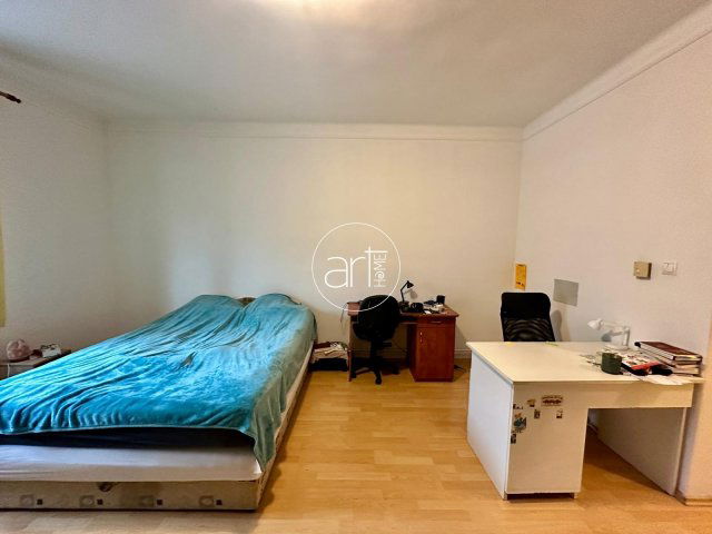 Eladó téglalakás, Szegeden, Párizsi körúton 48.9 M Ft