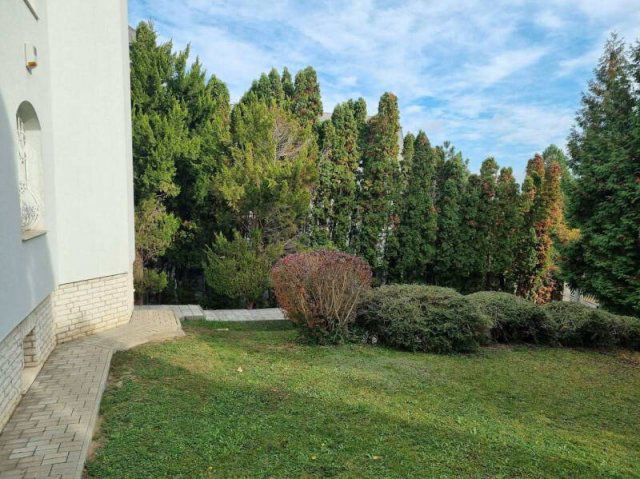 Eladó téglalakás, Budapesten, XII. kerületben 230 M Ft, 4 szobás