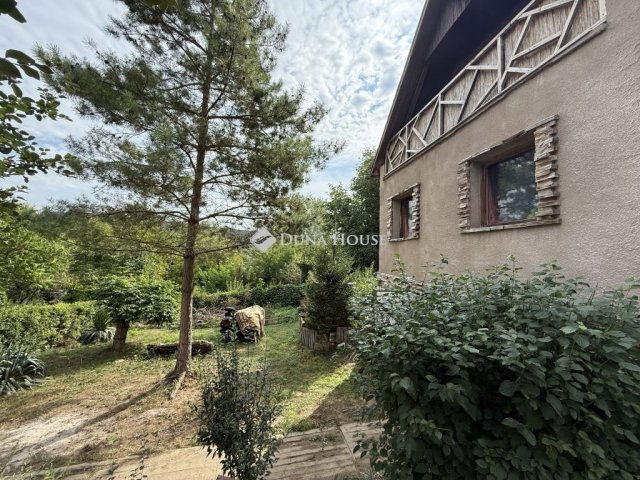 Eladó családi ház, Biatorbágyon 37.9 M Ft, 3 szobás