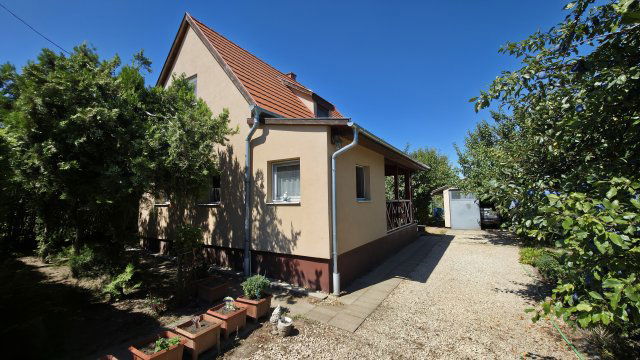 Eladó családi ház, Sárszentmihályon 49.9 M Ft, 3 szobás