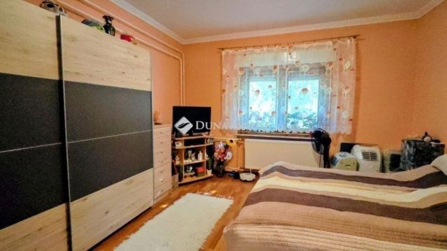 Eladó ikerház, Kecskeméten 76.9 M Ft, 6 szobás