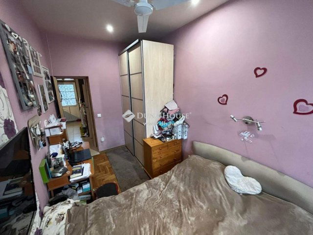 Eladó családi ház, Budapesten, XV. kerületben 120 M Ft, 5 szobás