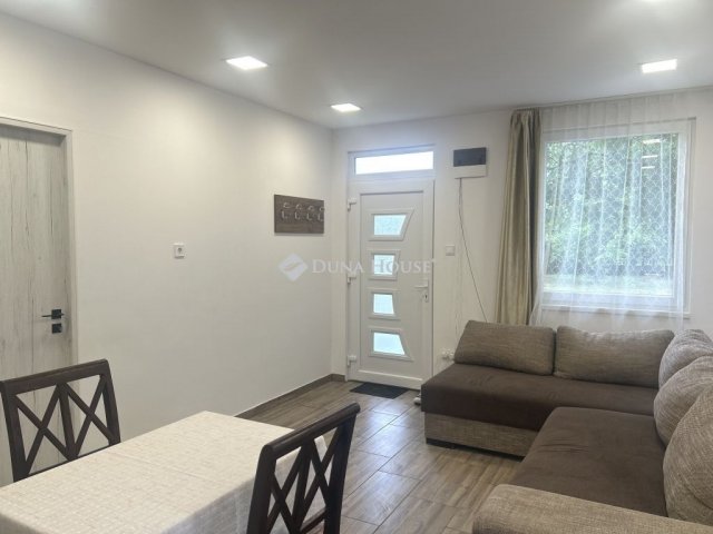 Eladó családi ház, Debrecenben 39 M Ft, 2 szobás