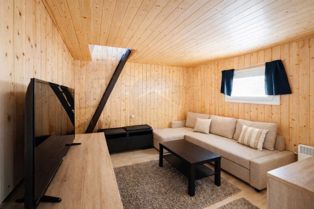 Eladó családi ház, Tatabányán 28.5 M Ft, 2 szobás