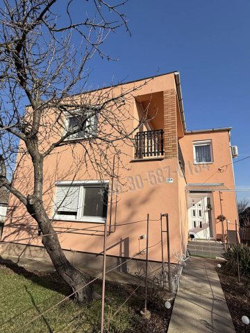 Eladó családi ház, Karcagon 59.9 M Ft, 4+1 szobás