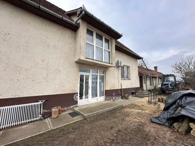 Eladó családi ház, Nagykállóban 45 M Ft, 3 szobás