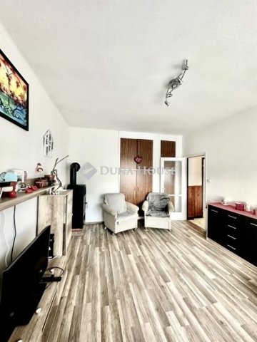 Eladó téglalakás, Kőszegen 36 M Ft, 2 szobás